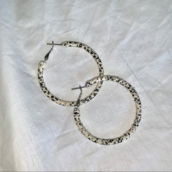 Snakeskin Wrapped Hoop Earrings - Picture 7 of 8